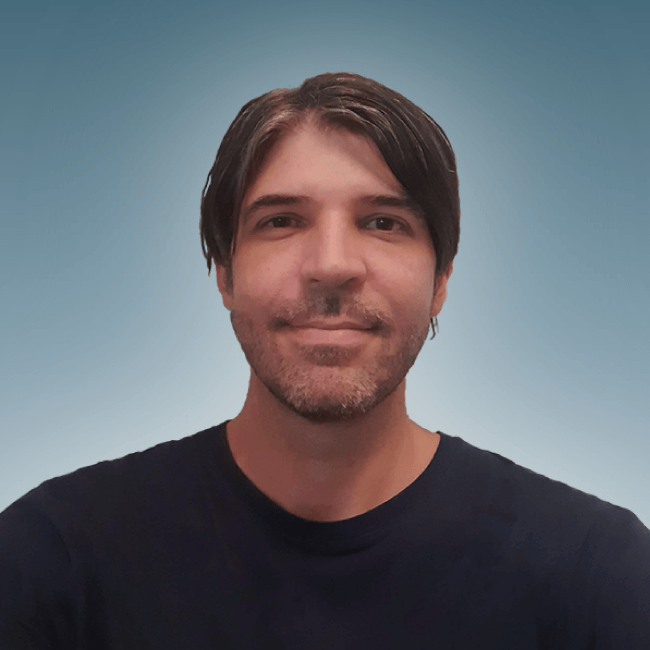 A portrait photo of the owner of Real Avenue Design, Jeremy Avenarius.